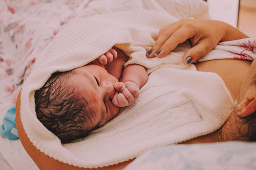 Showcase your midwifery services to local Airdrie area patients.
